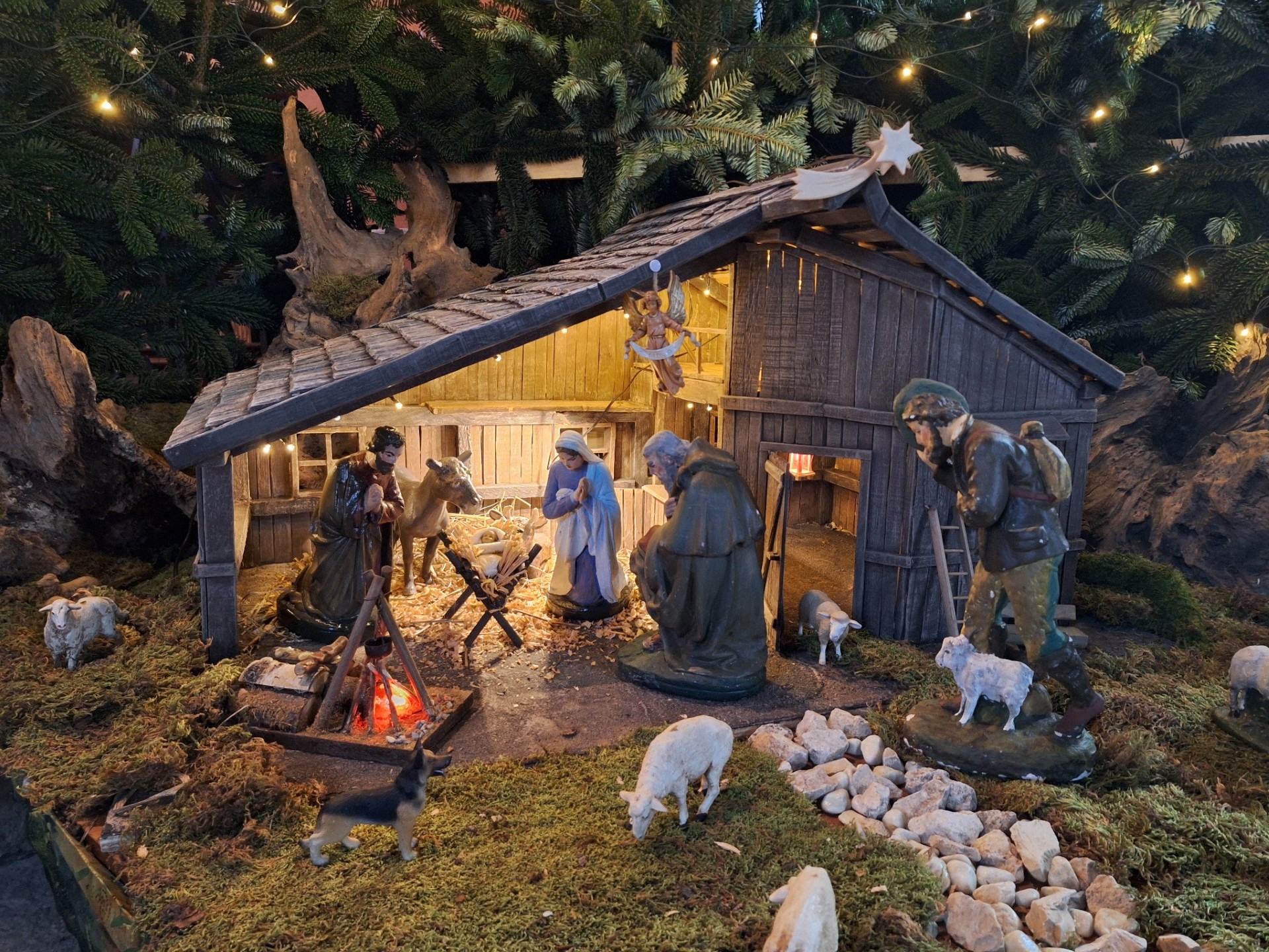 Krippe Kapelle St. Maria Magdalena Valwigerberg