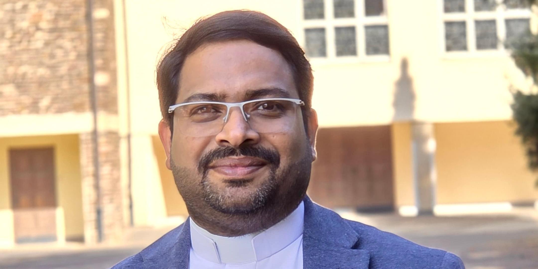 Pastor Antony (c) Pfr. Jijo Antony Pastor Antony